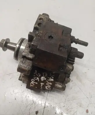 Renault Master II Fuel injection high pressure pump 0445010033