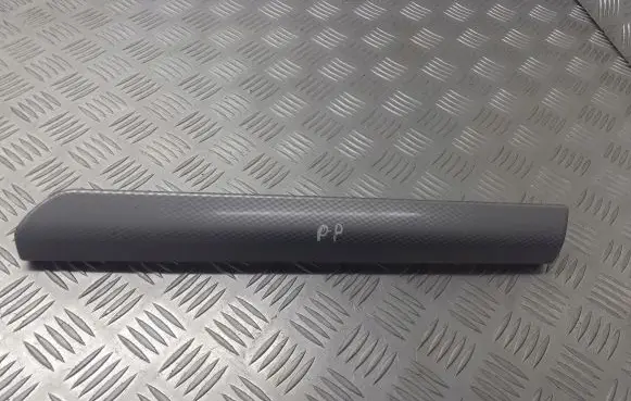 Opel Zafira B Dashboard lower bottom trim panel 13162510