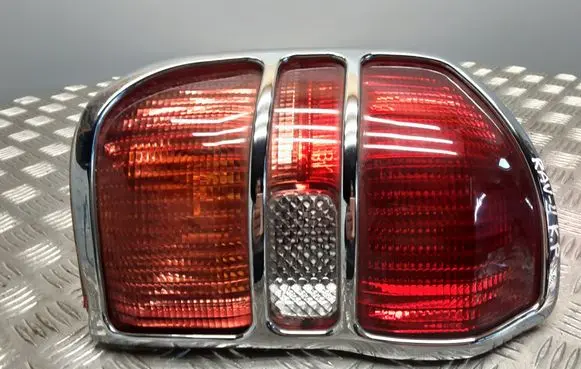 Toyota RAV 4 (XA20) Rear/tail lights 134537