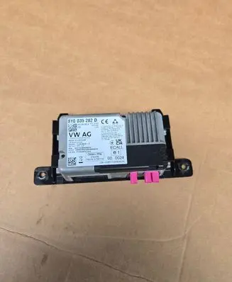 Audi RS3 8Y Wireless charging module 4N0035502B