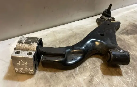 Front lower control arm/wishbone