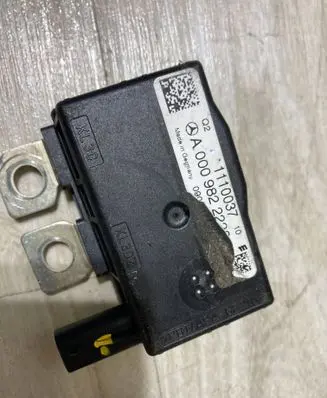 Mercedes-Benz E W212 Power management control unit A0009822223