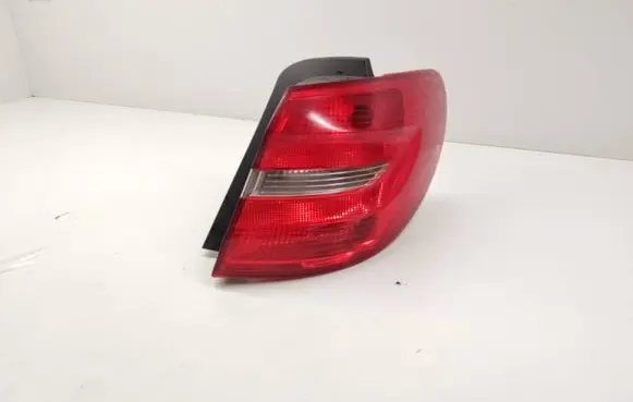 Rear/tail lights