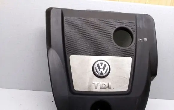Volkswagen Golf IV Engine cover (trim) 038103925EK 038103925EL 038103925EP