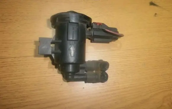 Chrysler Voyager Turbo solenoid valve 04669940 1258C