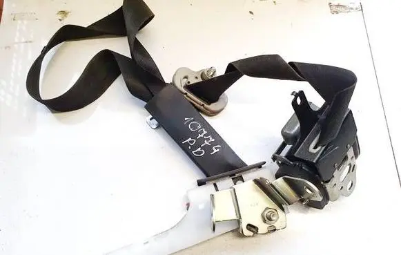 Nissan Leaf I (ZE0) Front seatbelt 624239001c 606552500b