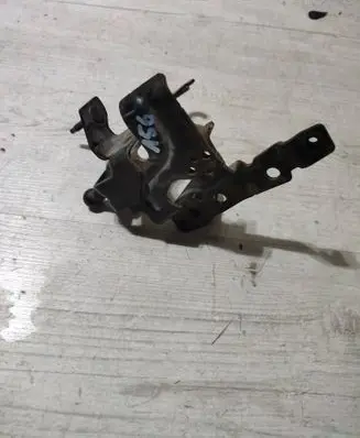 Mercedes-Benz GLA W156 X156 Fuel pump bracket 166343129R