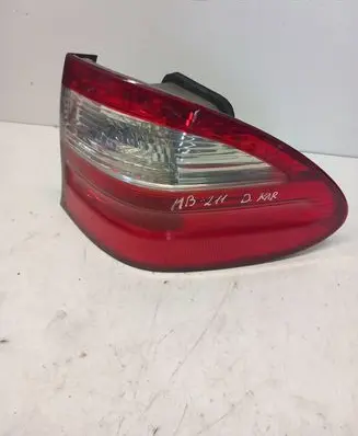 Mercedes-Benz E W211 Rear/tail lights 1338 2801 1339