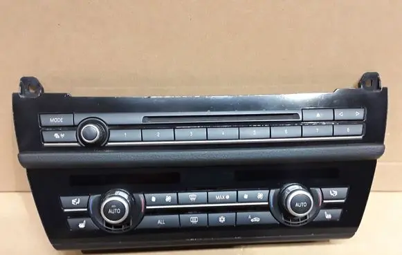 BMW 5 F10 F11 Climate control unit 9236477
