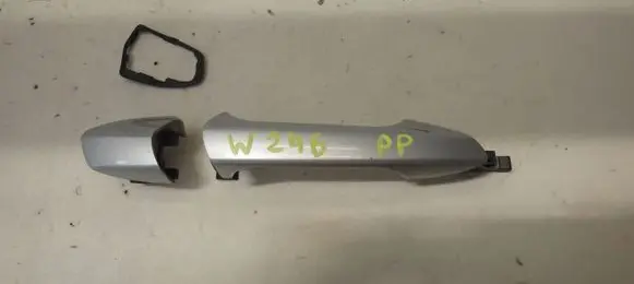 Mercedes-Benz B W246 W242 Front door exterior handle A2047600270