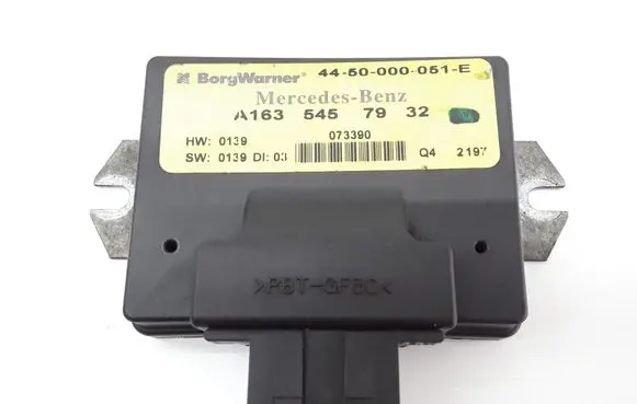 Mercedes-Benz ML W163 Transfer box differential control unit A1635457932