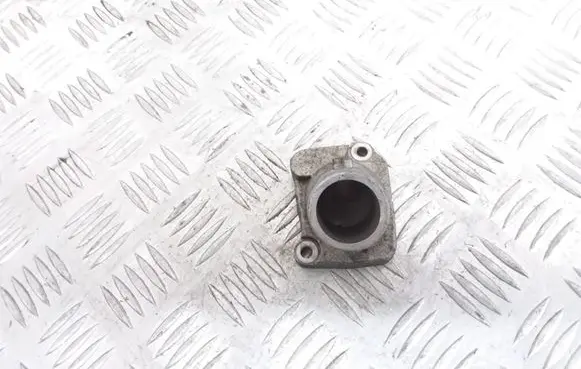 Volvo V70 Thermostat/thermostat housing