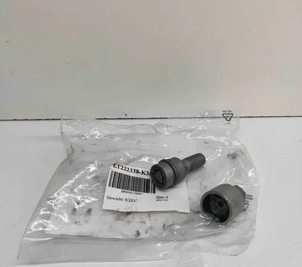 Audi Q7 4M Anti-theft wheel nuts and lock 8R0698139 8R0698139807