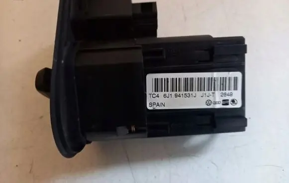 Seat Ibiza IV (6J,6P) Light switch