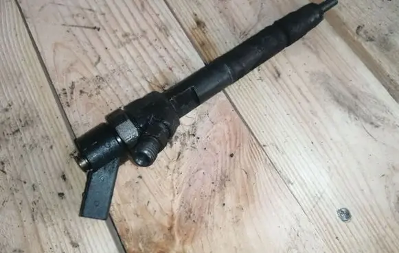 Mercedes-Benz A W168 Fuel injector 0986435057