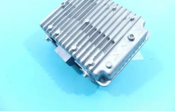 Voltage converter inverter