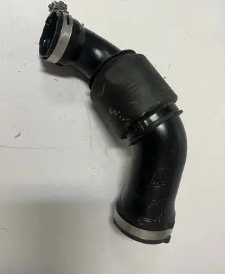 KIA Sportage Air intake hose/pipe 28130N9700