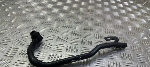 Engine coolant pipe/hose
