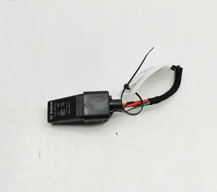 Audi Q5 SQ5 FY Glow plug pre-heat relay 0281003261