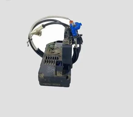 Opel Astra G Rear door lock 24414134