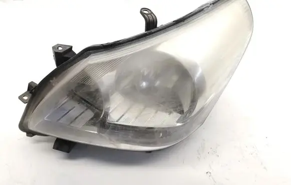 Toyota Verso-S Headlight/headlamp 811500F090