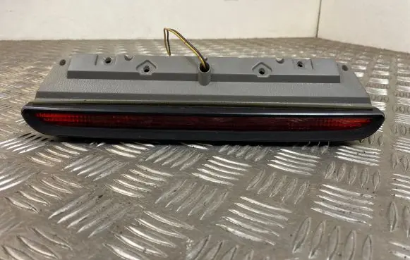 Subaru Forester SG Third/center stoplight 24036900