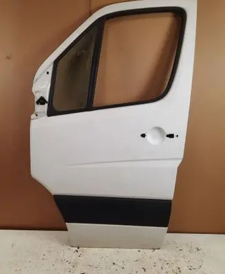 Volkswagen Crafter Front door
