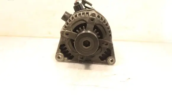Volvo V50 Generator/alternator 104210-3513