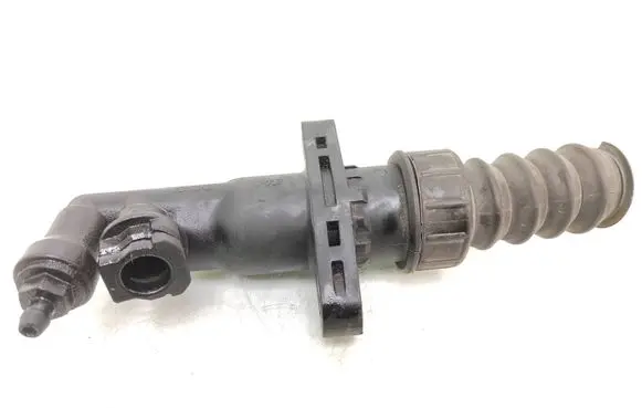 Toyota Aygo AB10 Clutch master cylinder 7509243