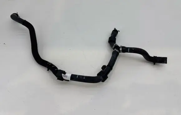 Fisker Ocean Electric car engine cooling hoses/pipes FM2930200050B