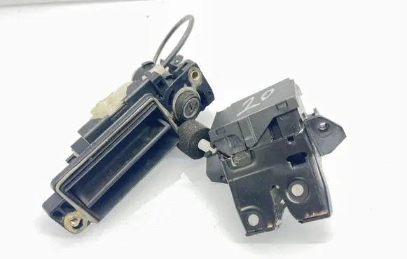 Mercedes-Benz C W203 Lock set A2037500693 A1717500085 A1717500185