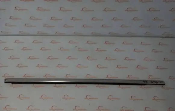 Fiat Tipo Front door windshield rail 