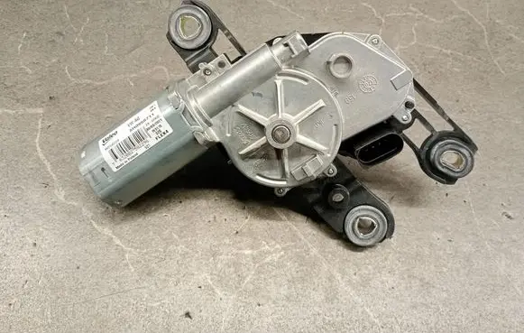 Volkswagen Tiguan Rear window wiper motor 5h0955711