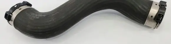Mercedes-Benz E W212 Intercooler hose/pipe A2045282182