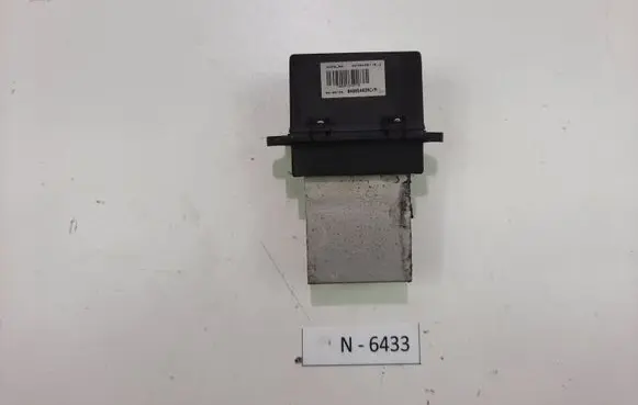Jeep Commander Heater blower motor/fan resistor 04885482AC