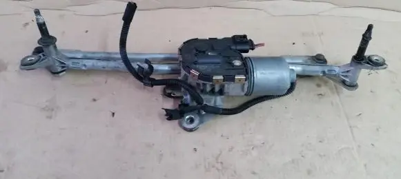 Audi Q5 SQ5 Front wiper linkage and motor 8R1955023D