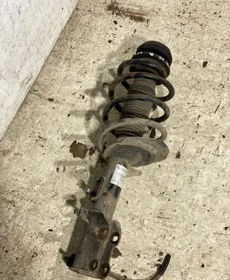 Mercedes-Benz Vito Viano W639 Front shock absorber with coil spring 311645 051700314396 051700002938
