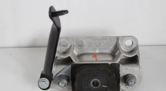 Smart ForTwo III C453 Engine mount vacuum valve 112127847R