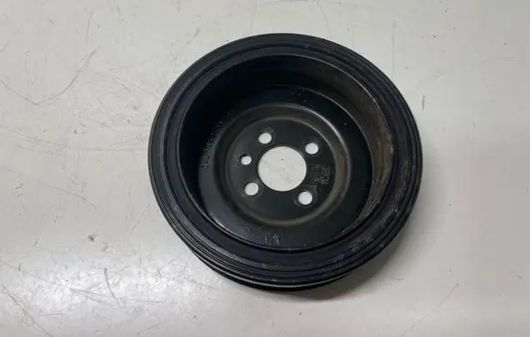 Skoda Octavia Mk3 (5E) Crankshaft pulley 04L105243