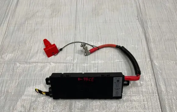 Jaguar F-Pace Fuse box set HK8314516AE