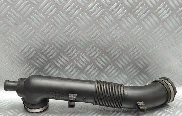 Opel Tigra B Air intake hose/pipe 24467829 564686137