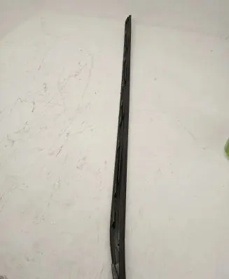 KIA Sorento IV Windshield trim