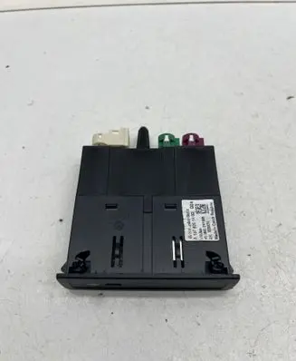 Mercedes-Benz GLE W167 USB socket connector A1678201402 0230078