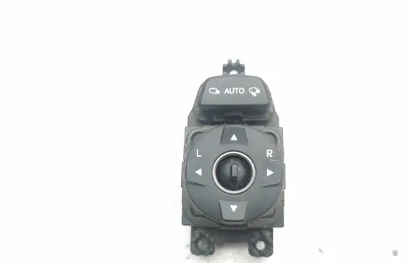Hyundai Santa Fe Wing mirror control module 935732W200
