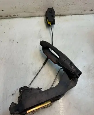 Ford Focus Front door window regulator with motor 634523