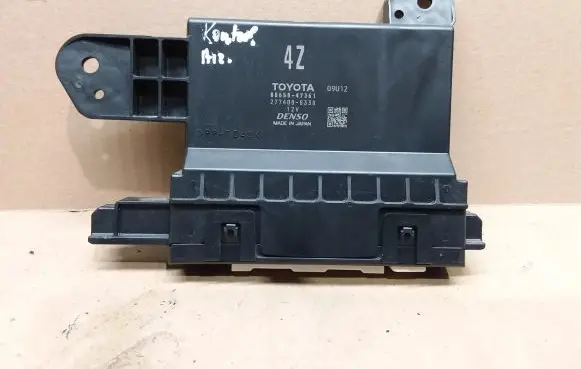 Toyota Prius (XW50) Air conditioner control unit module 8865047361