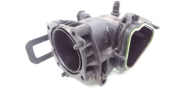 Volkswagen PASSAT B7 Air intake duct part 03C129721D