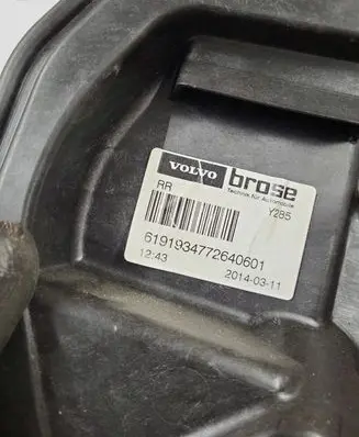Volvo V70 Rear window lifting mechanism without motor 913951 913964103