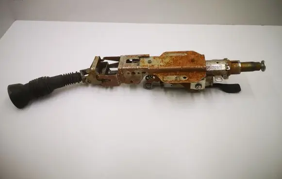 Steering wheel axle set