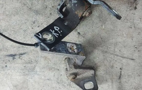 Ford S-MAX Front door hinge set a048596